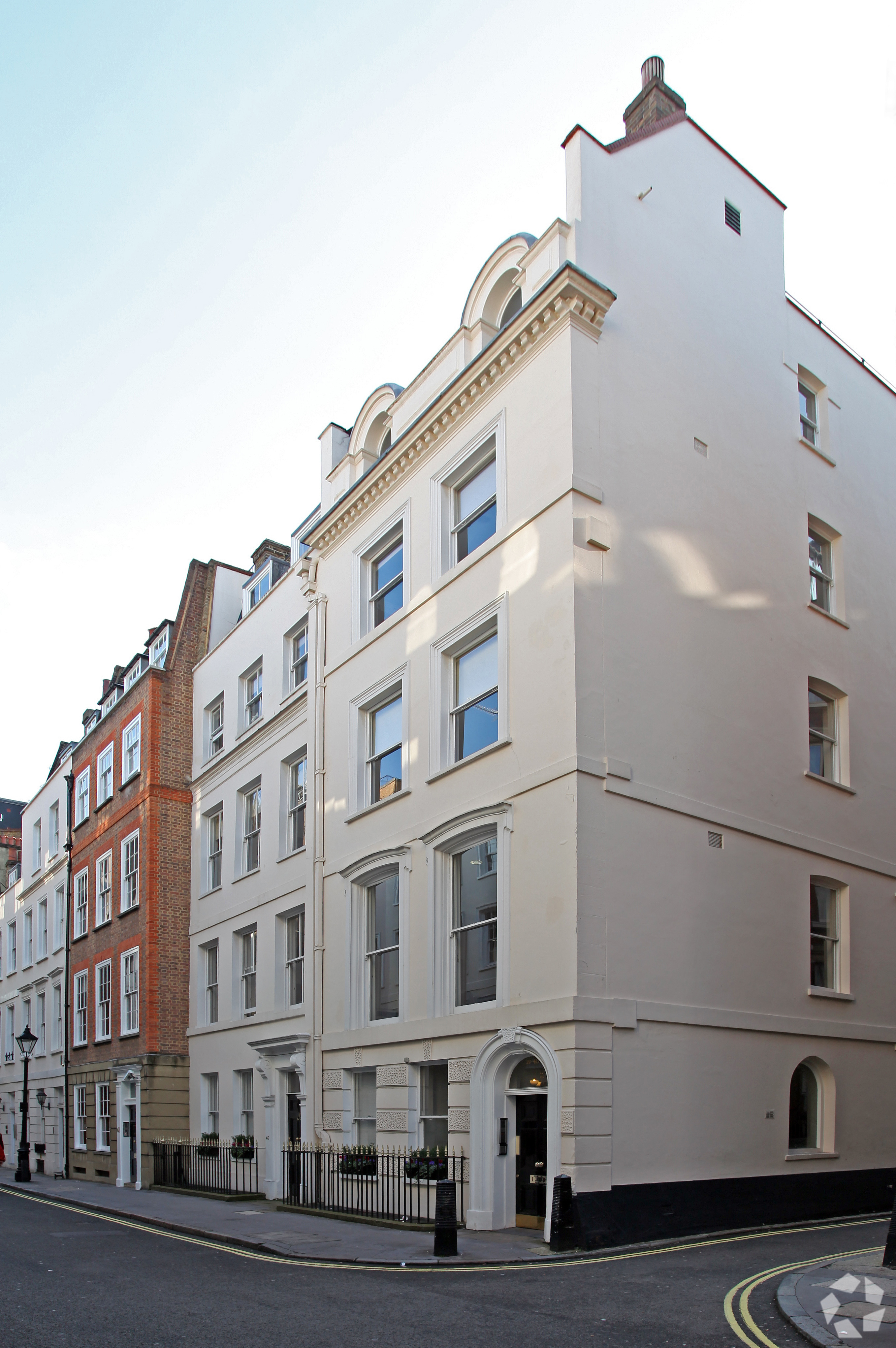 39–40 St James’s Place